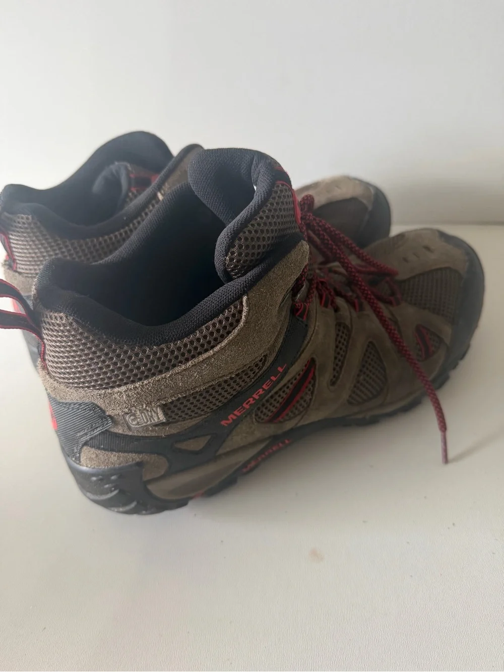 Merrell Men's Brown and Red Trail Mid-Height Boots
